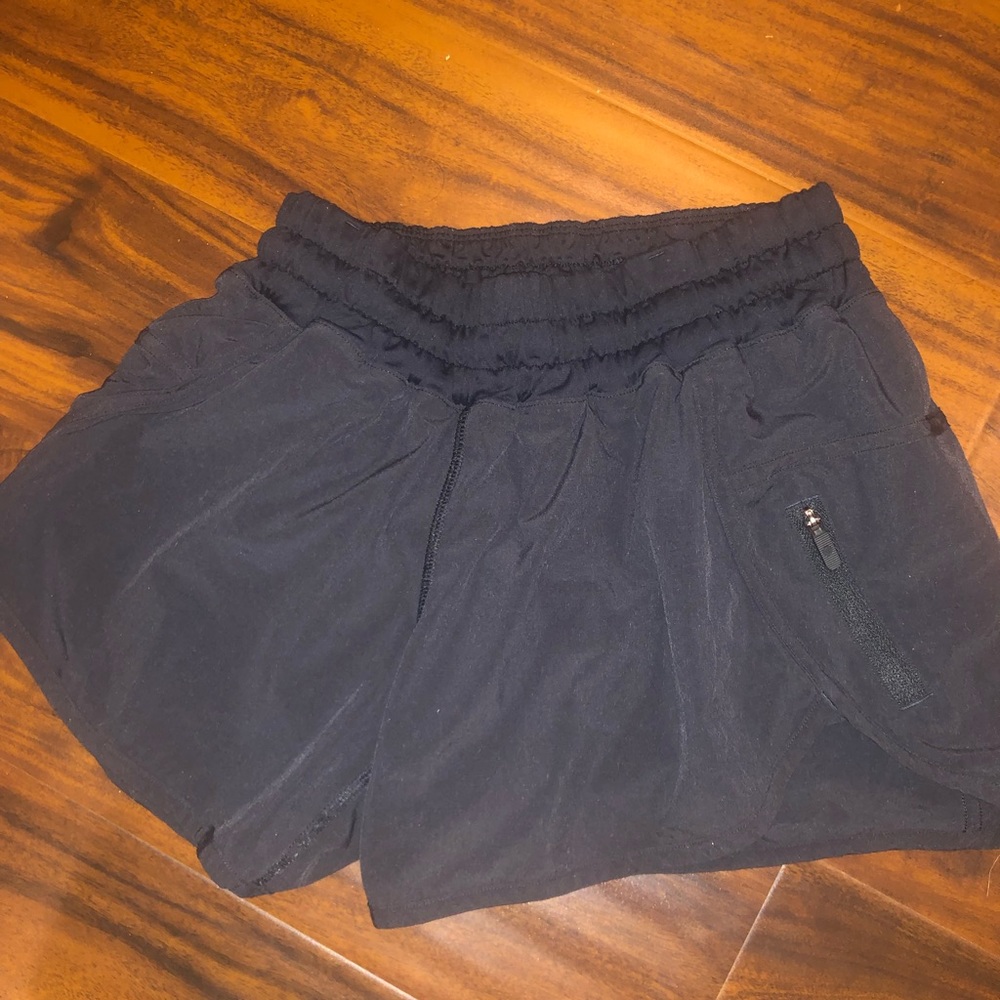 Lululemon Tracker Short IV